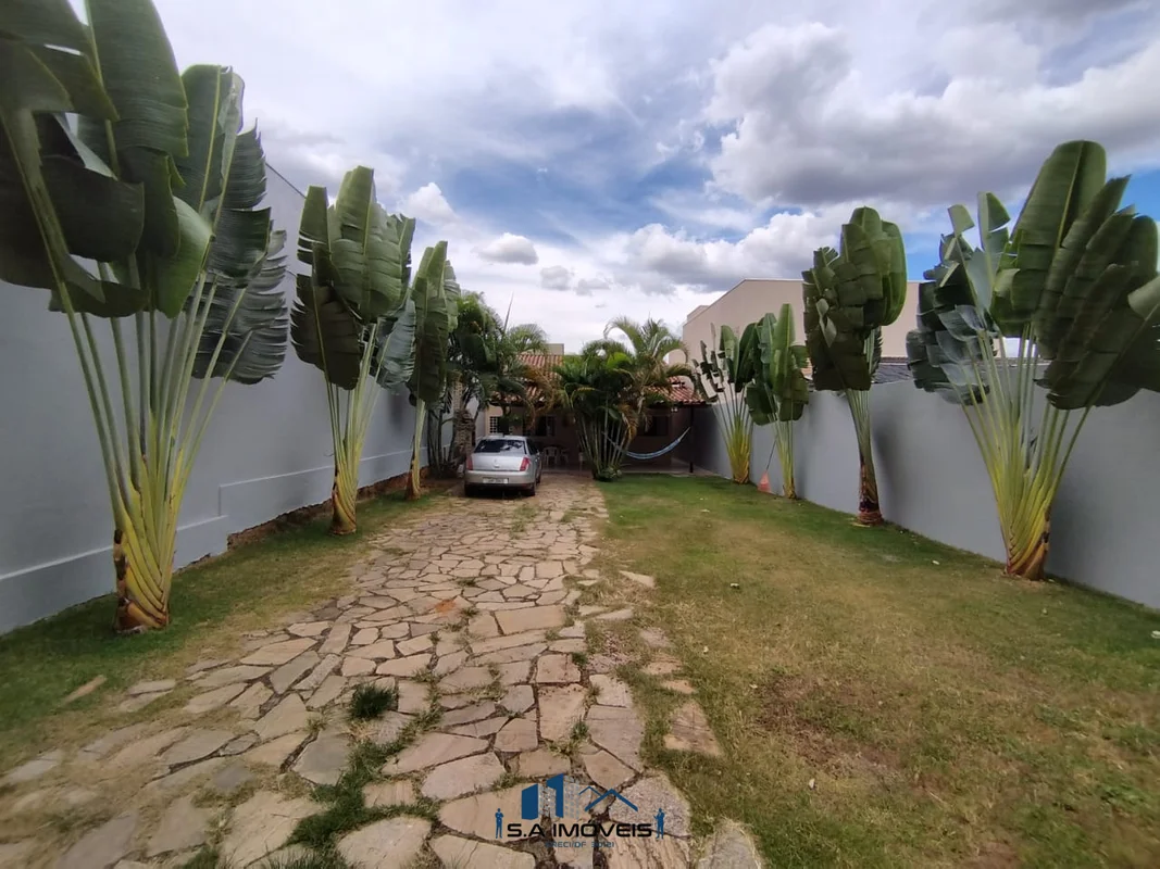 S.A Imóveis vendeExcelente casa em condomínio, localização estratégica em Arniqu...