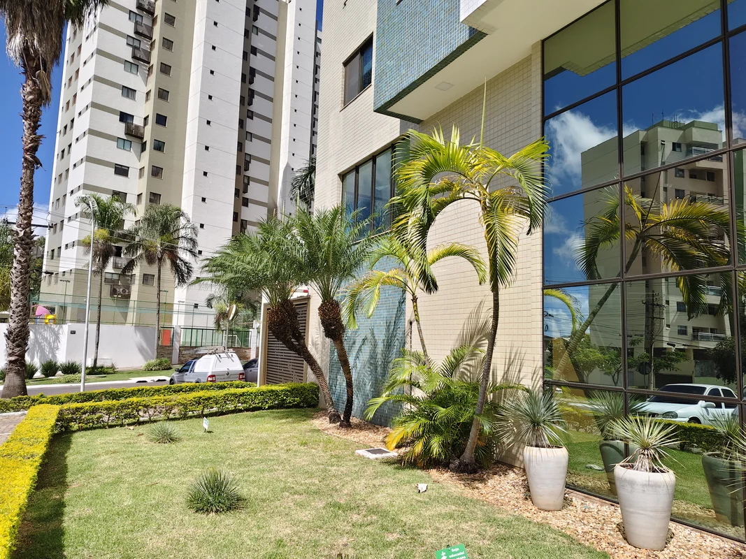 Prédio apenas de 13 andares o que agilizar o tempo de acesso à garagem e acesso ...