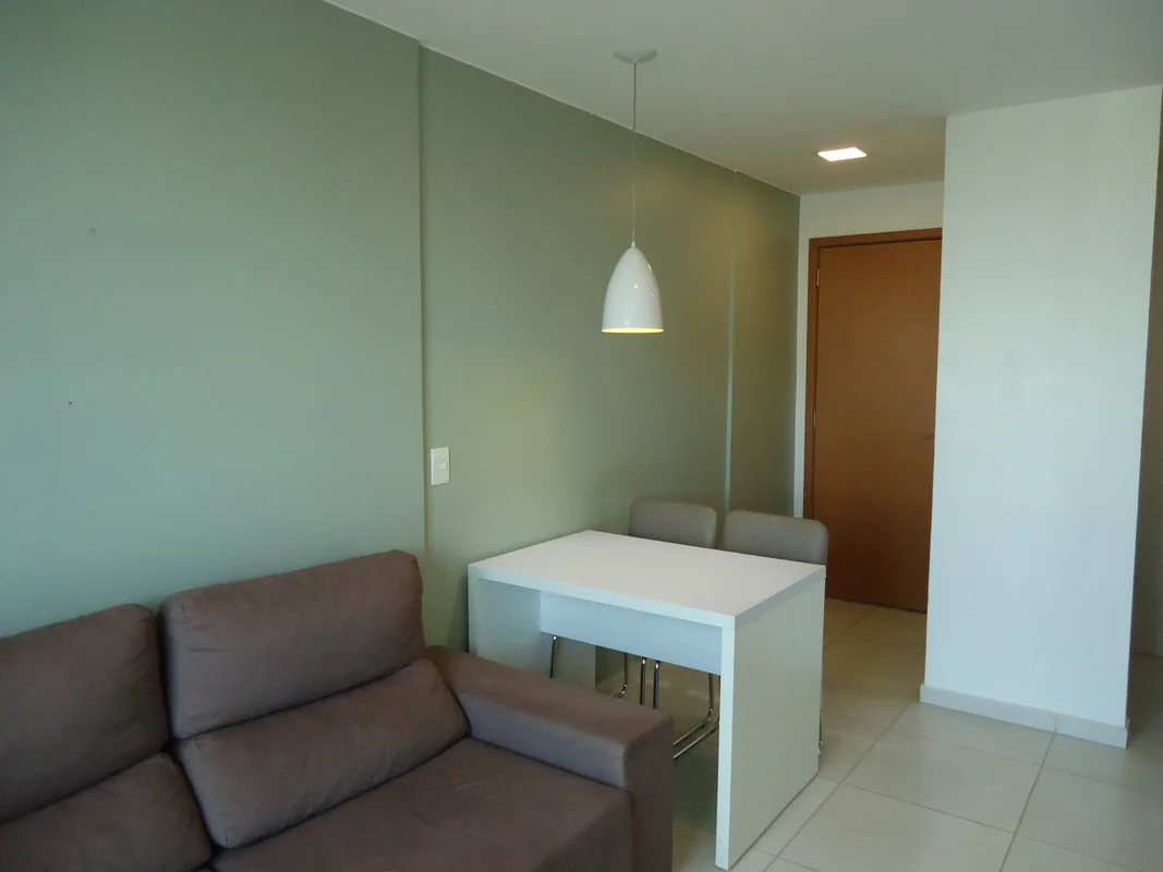Conquiste um estilo de vida confortável e prático no Spot Apartments Hplus Long ...