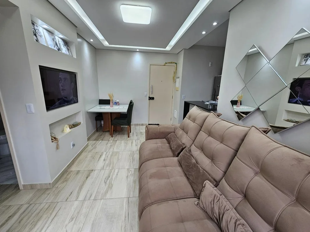 APARTAMENTO REFORMADO COM MÓVEIS PLANEJADOS EM TAGUATINGA NORTEExcelente oportun...