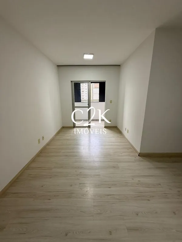 APARTAMENTO À VENDA – CONDOMÍNIO CANCUN | 94 M² SETOR BELA VISTAUma excelente op...