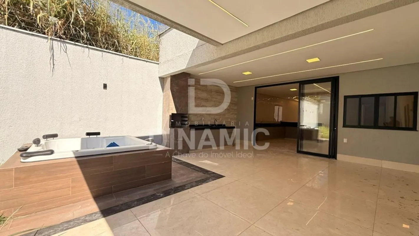 (ID 09)Casa térrea 3 suítes alto padrão com 209m² e 4 vagas no Vila Rosa - Goiân...