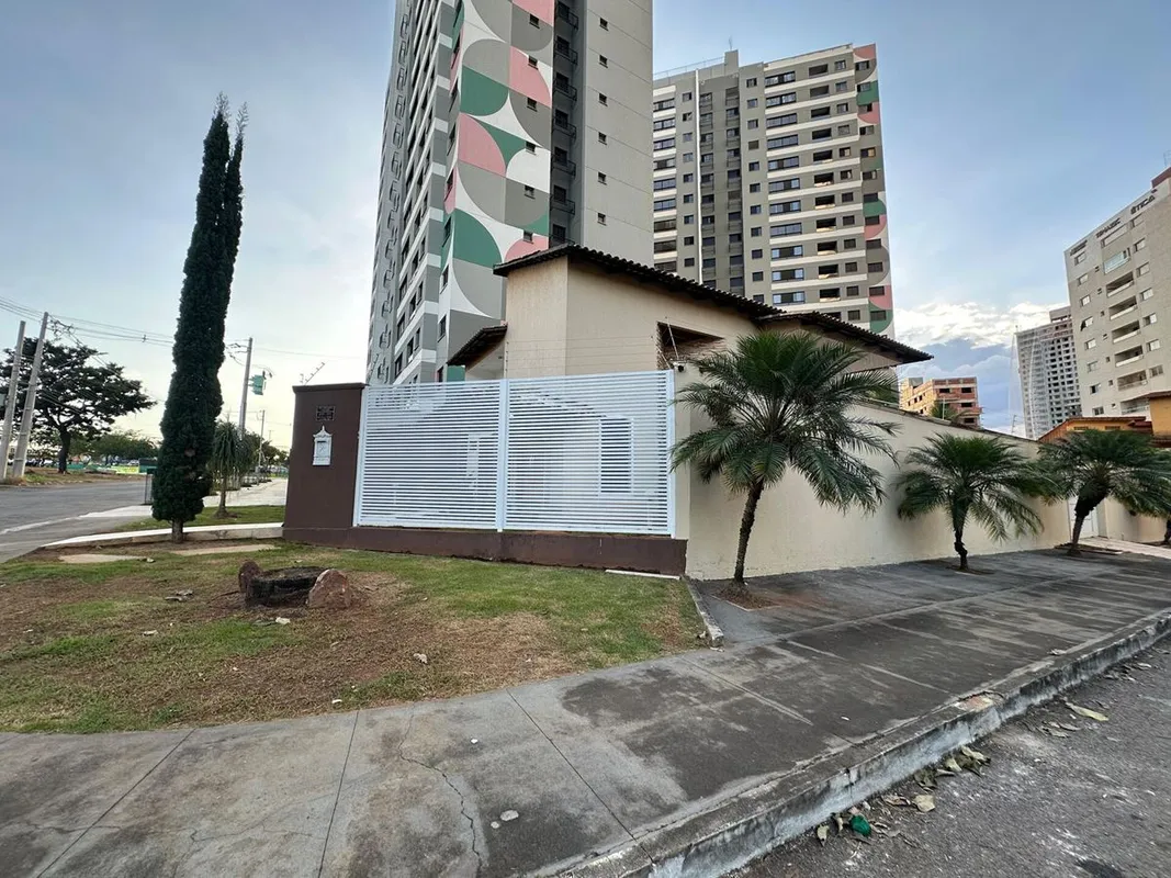 Sobrado à venda com 4 Quartos (2 Suítes) na Vila Rosa – Goiânia | Próximo ao Par...