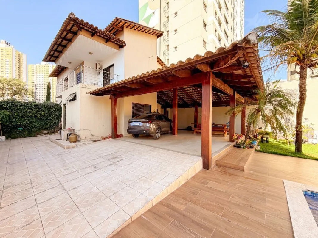 Sobrado à venda com 4 Quartos (2 Suítes) na Vila Rosa – Goiânia | Próximo ao Par...