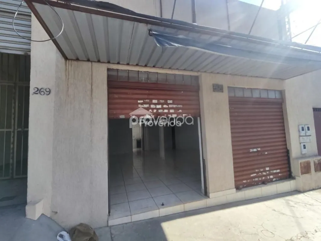 SALA COMERCIAL DE 82M² AMPLA COM COPA E BANHEIRO.POSSUI UMA ÓTIMA LOCALIZAÇÃO FI...