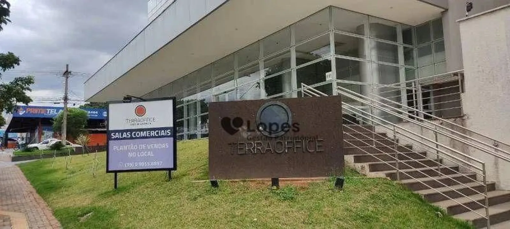 Sala comercial ampla, bem iluminada no Edifício Terra Office. O condomínio ofere...