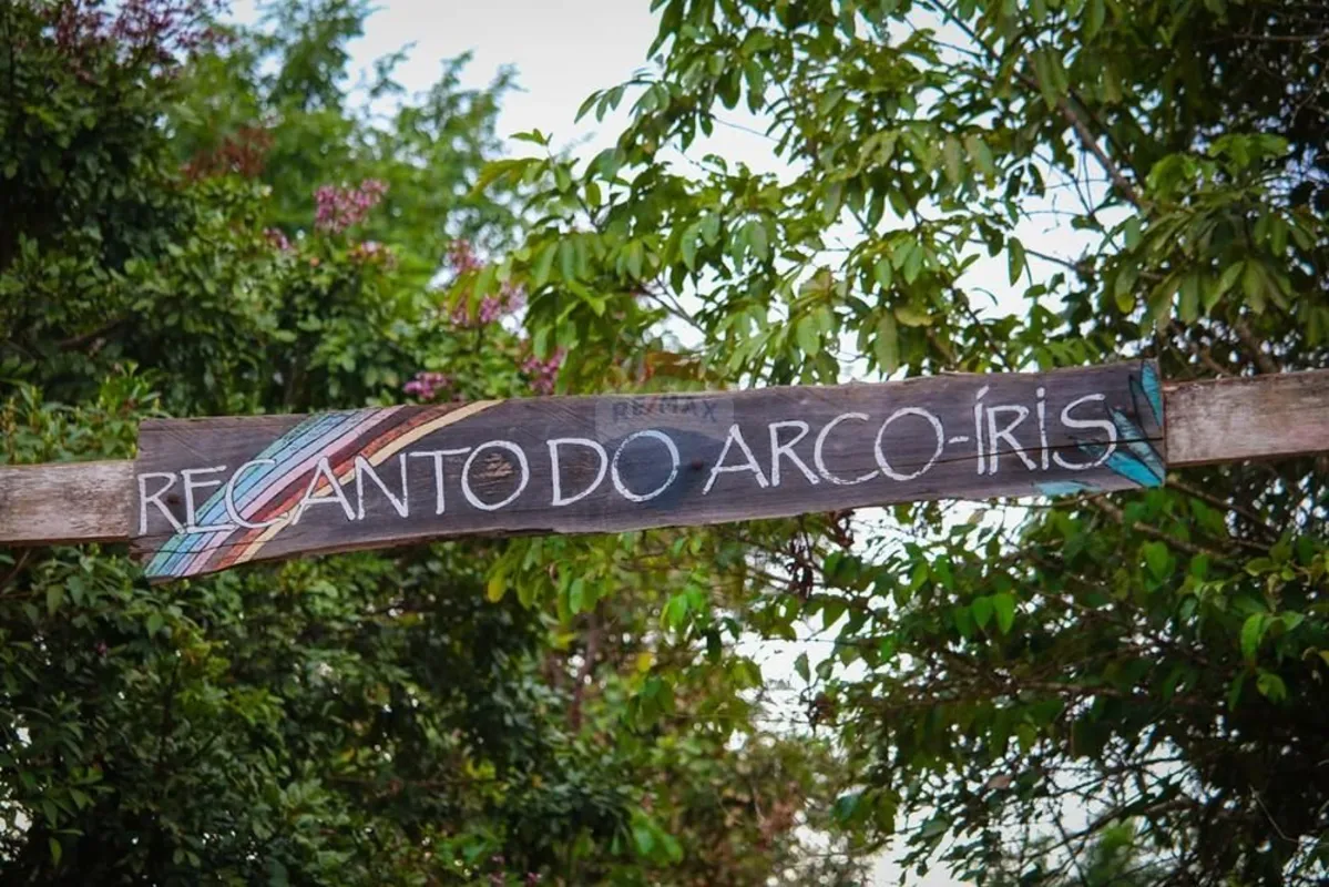 Localizado no município de Cavalcante/GO, em plena região da Chapada dos Veadeir...