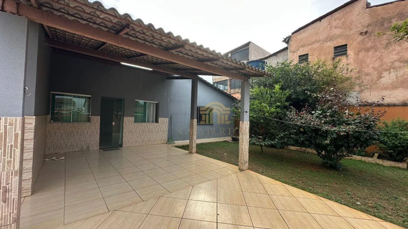 CASA VICENTE PIRES LOTE 400M² 3 QUARTOS 2 SUÍTES CLOSET LOTE VAZADOCasa em condo...