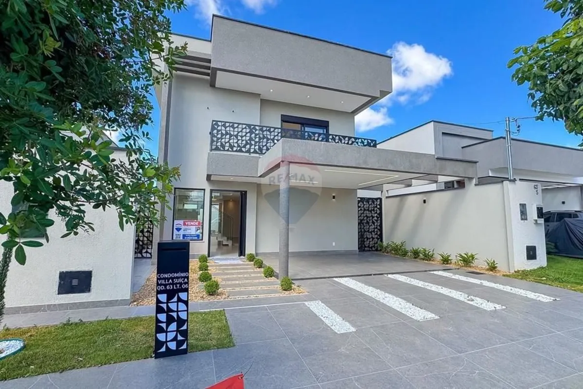 No Residencial Villa Suíça, este sobrado se destaca pelo padrão construtivo supe...