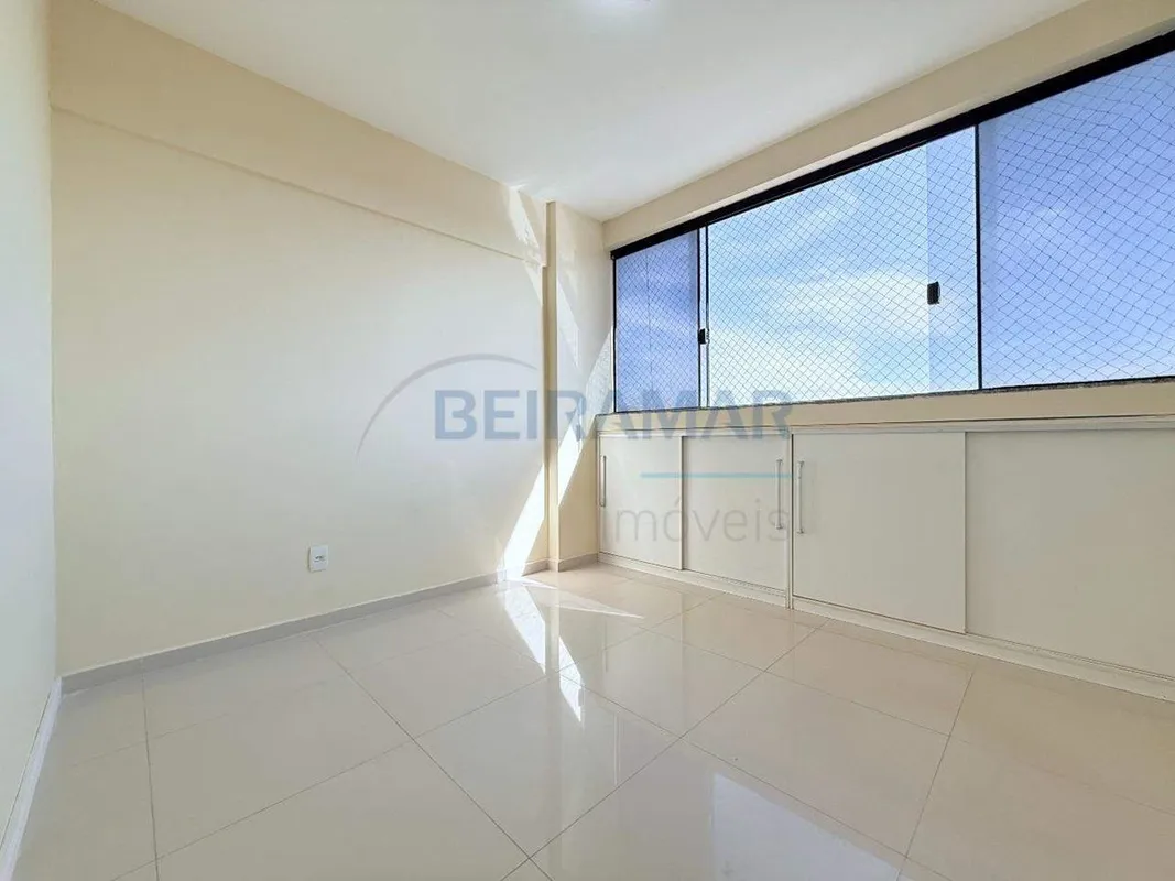 Características do imóvel:- 1 quarto com armário- Banheiro com blindex e armário...