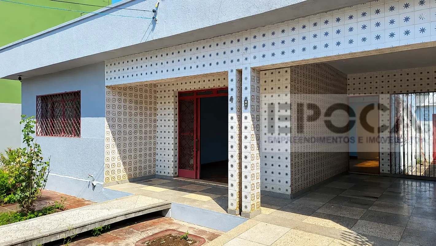Casa com 3 quartos, Sala, Sala de jantar, Cozinha, 3 Banheiros, área de serviço,...