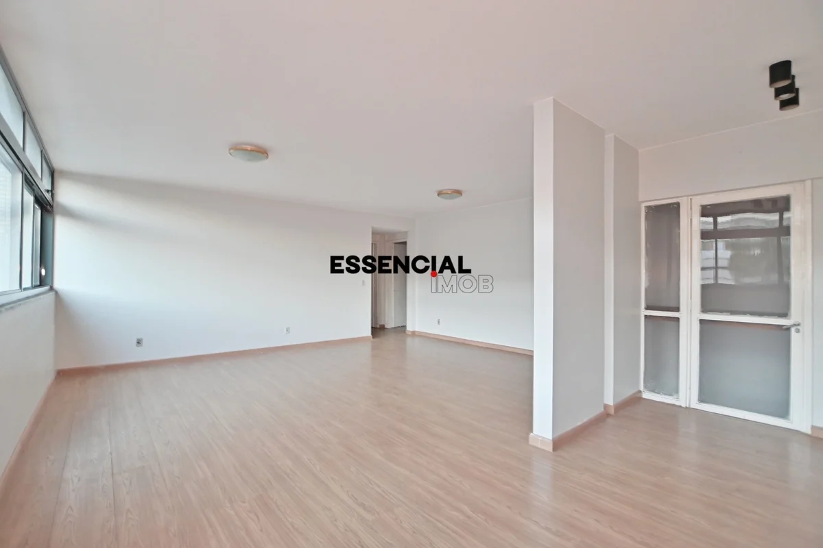 Localizado em uma das quadras mais tradicionais e valorizadas da Asa Sul, este e...