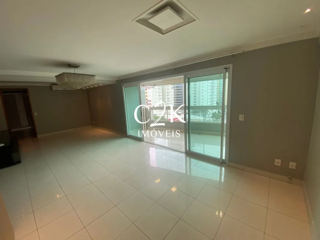 Apartamento Alto Padrão ao lado da Praça do Ipê – 3 suítes, 163m² - St. BuenoApa...