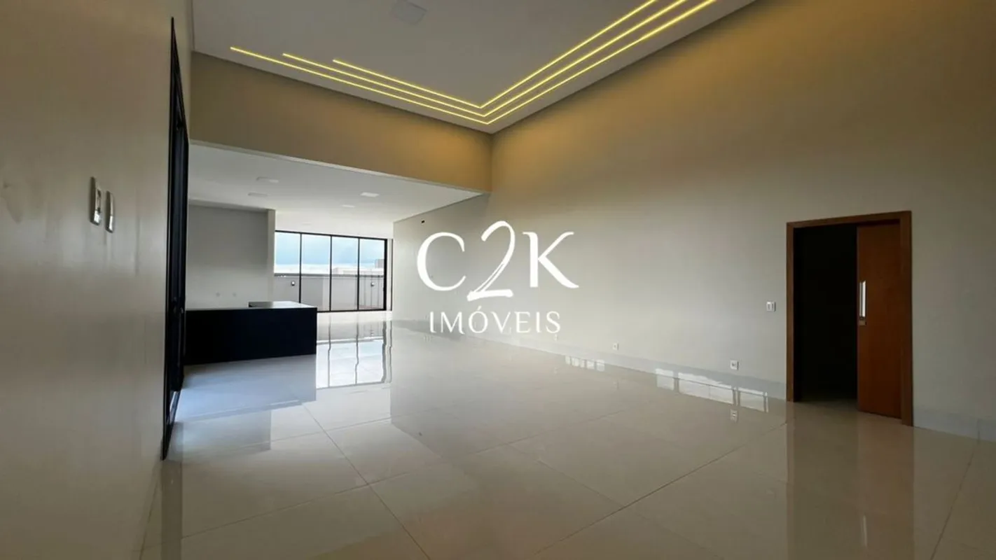 Casa térrea com 333m², 4 suítes plenas, Piscina – Portal do Sol Garden – Goiânia...