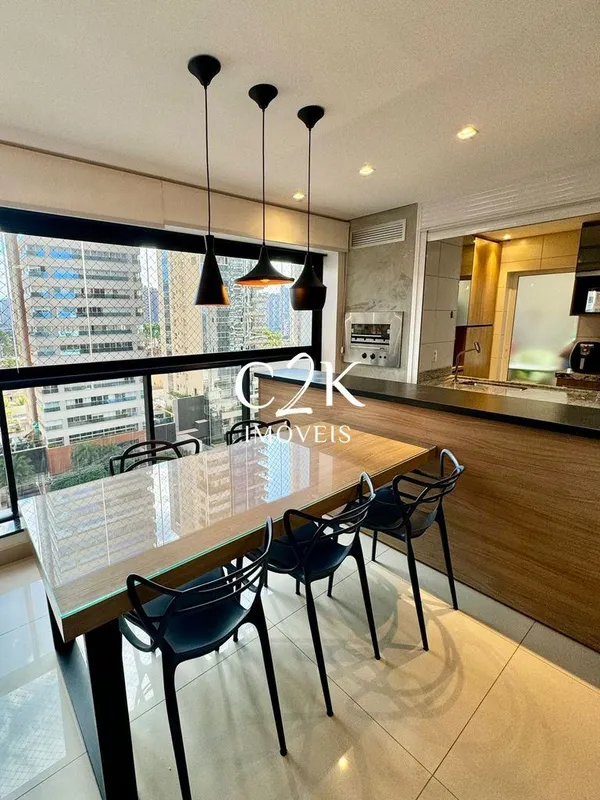 Apartamento Mobiliado com 3 Suítes Plenas, 121m², 2 vagas - Setor MaristaSala am...