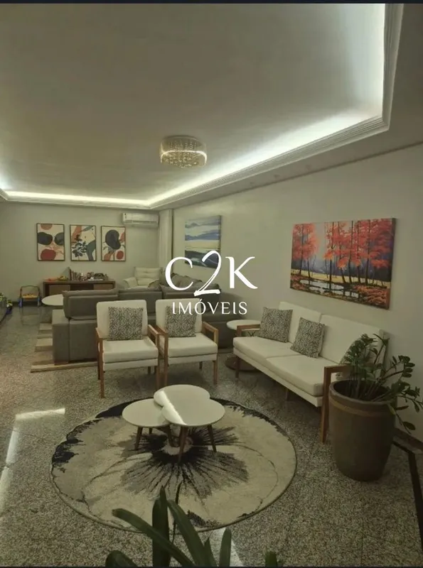 Casa Suspensa - 1 por andar | 4 suítes | 3 Vagas – Setor Bueno – Goiânia (GO)Apa...