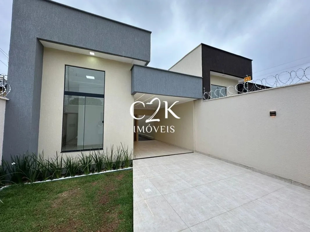 Casa Nova, Piscina, Hidro e BBQ - Estuda Permuta - Vila Oliveira, Ap. de Goiânia...