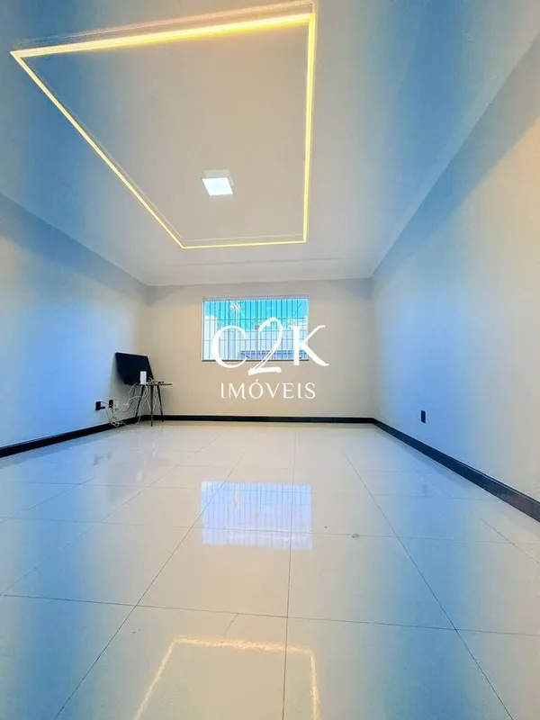 Casa à venda com 3 quartos no Residencial Porto Seguro – Goiânia (GO)Casa modern...
