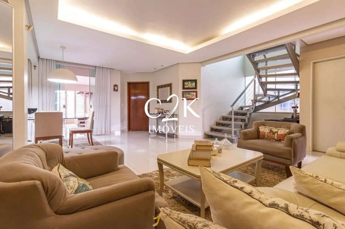 Imóvel para Reforma - Lote 428m² - Sobrado Amplo, Gourmet e Piscina – Jd América...
