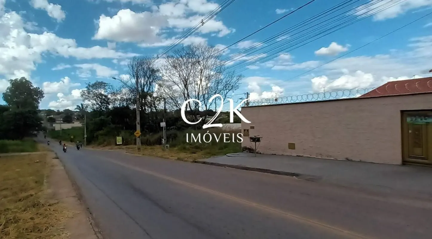 Lote de Esquina no Jardim Tropical – Divisa com Buriti Sereno!Se você está busca...