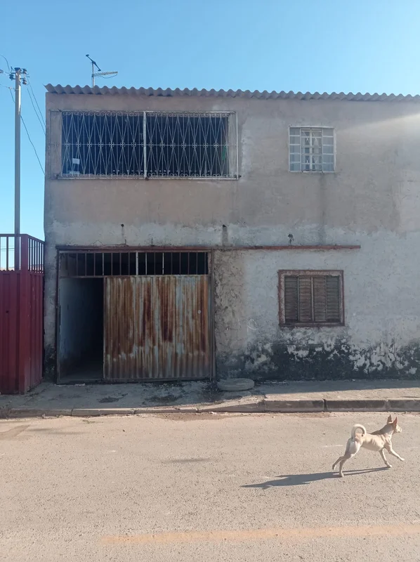 ?? Ótima Oportunidade de Investimento e Moradia!Imóvel disponível para venda por...