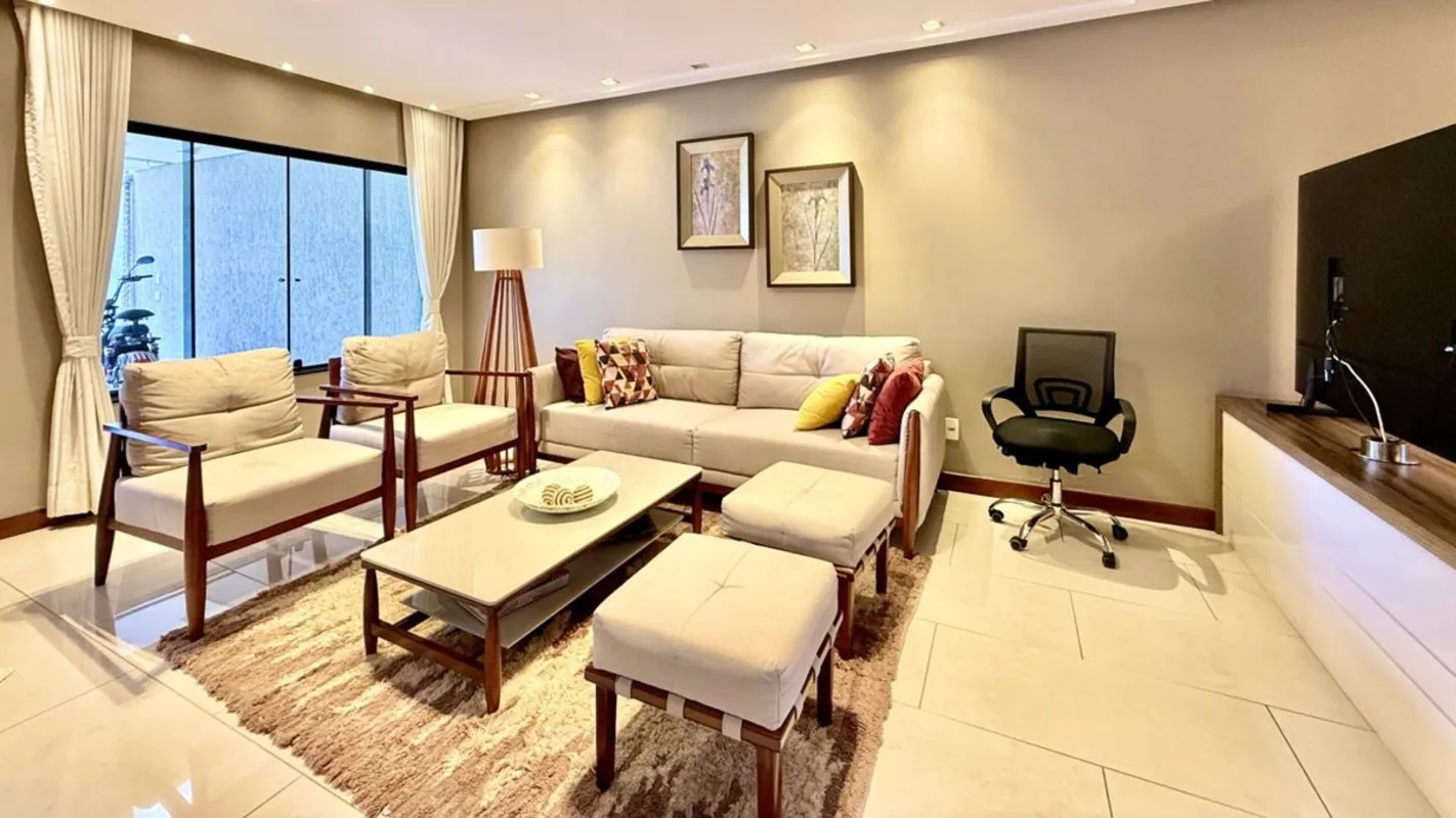 Casa para Venda QNF 21 - Taguatinga Norte, Brasília DF. Casa Reformada, Ampla e ...
