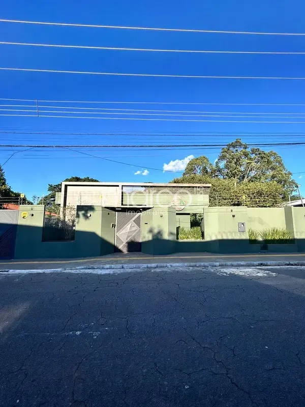 Sobrado comercial no Setor Sul, recém-reformado, com aproximadamente 400 m² de á...