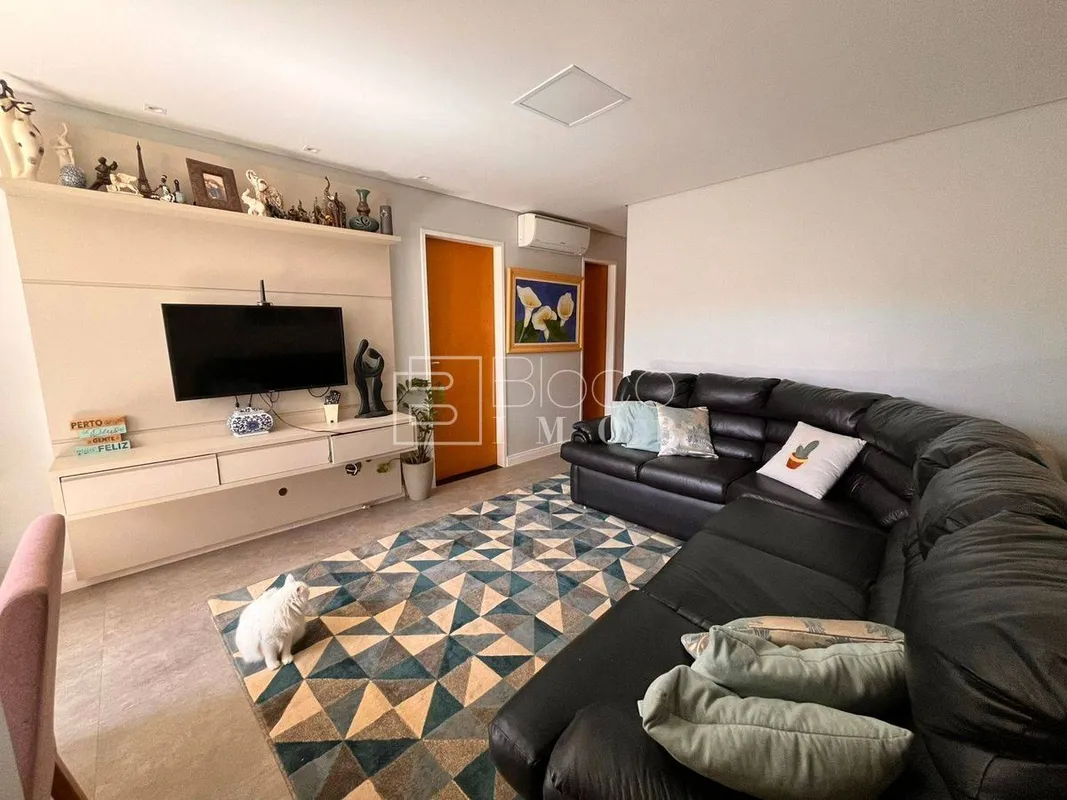 Sabe aquele apartamento que te abraça assim que você abre a porta? É exatamente ...