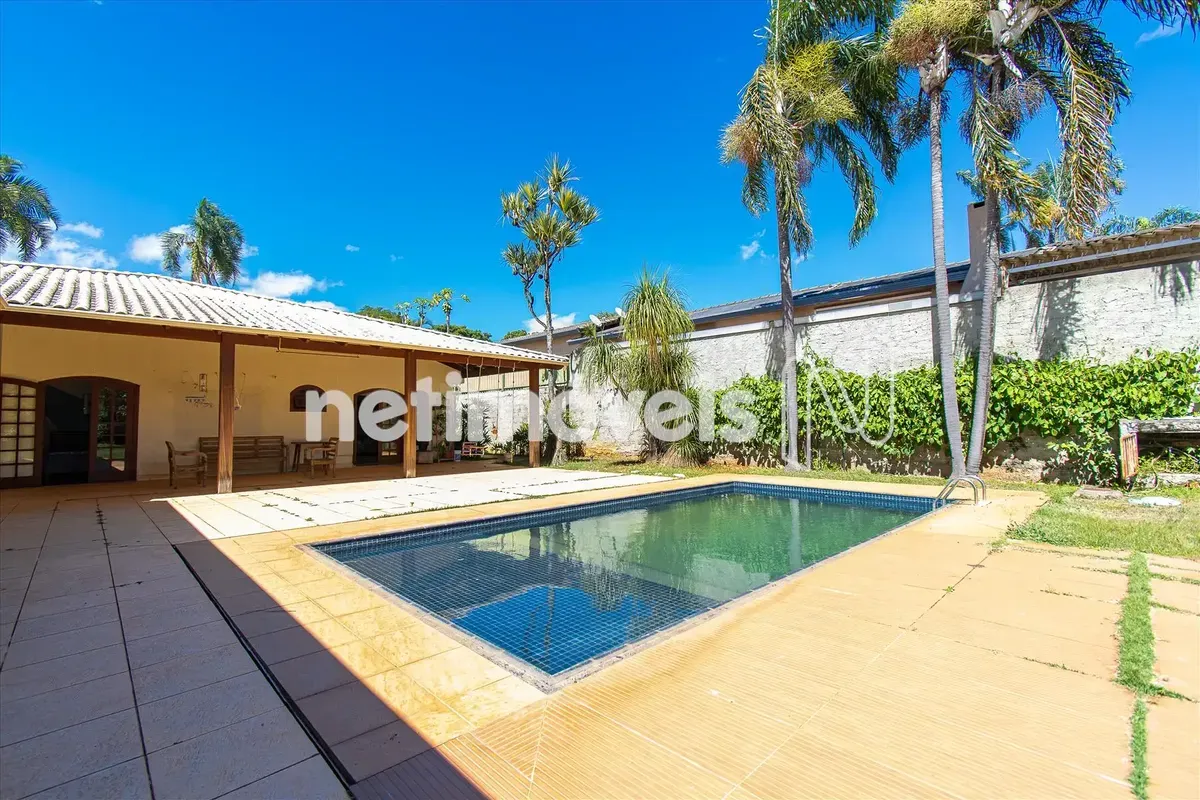 OPORTUNIDADE NO LAGO NORTE! Excelente casa térrea à venda em uma das regiões mai...