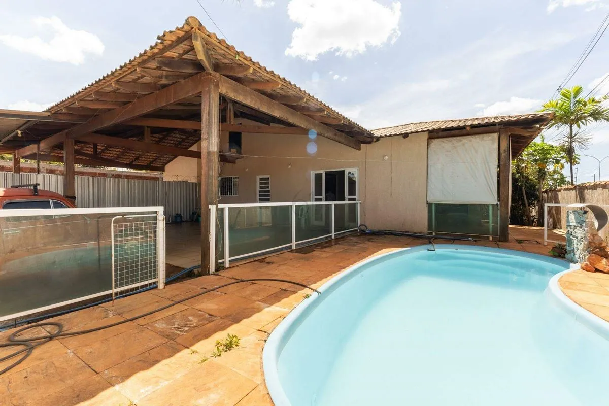 Casa ampla para locação no condomínio Estância Quinta da Alvorada, ideal para qu...