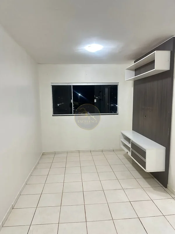 Excelente apartamento reformado no 1º andar;2 quartos sendo 1 com armário;Sala p...