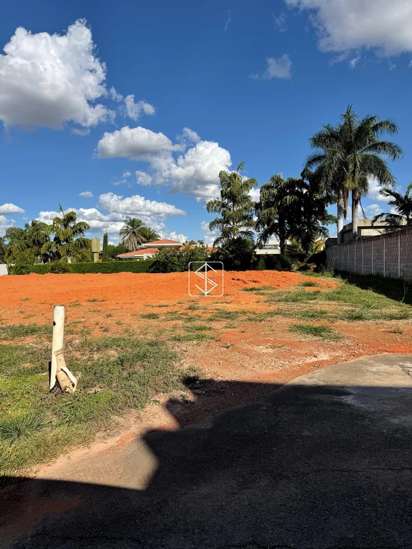 Seu novo projeto começa aqui. Terreno exclusivo na SMPW Quadra 5, com 2.500m² em...
