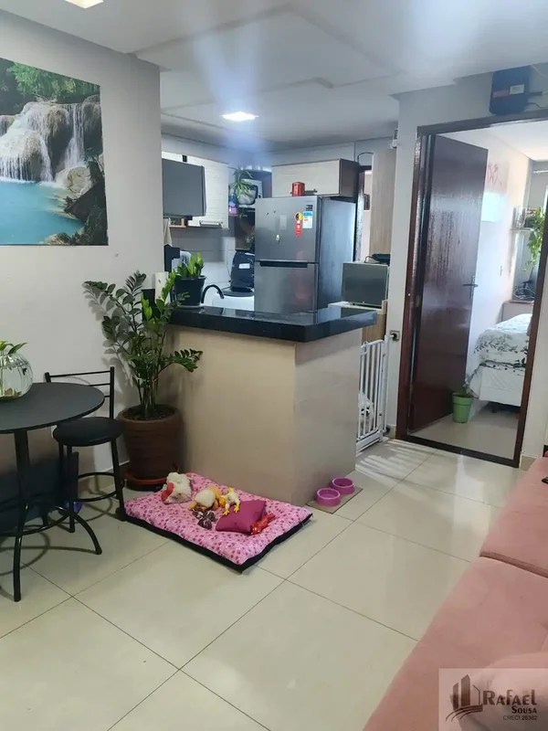 -Excelente apartamento de 02 quartos, com 49 m² muito bem distribuídos, localiza...