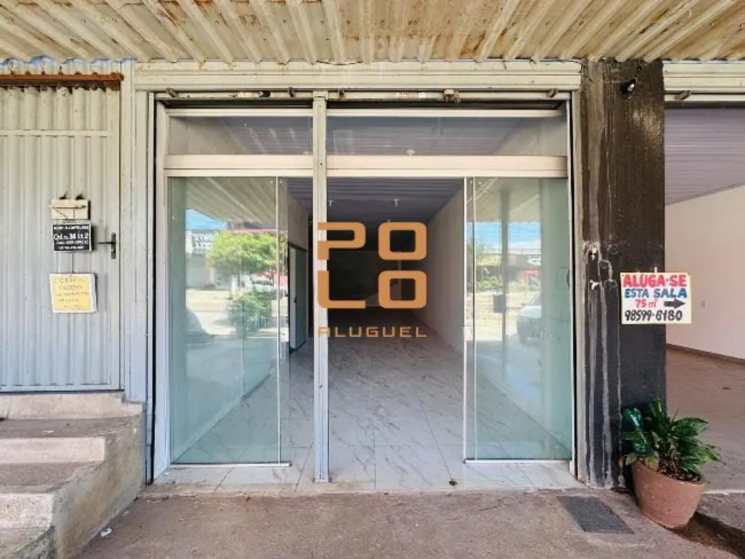Sala comercial para alugar no Setor Vera Cruz 2, com 75 m².O imóvel conta com ba...