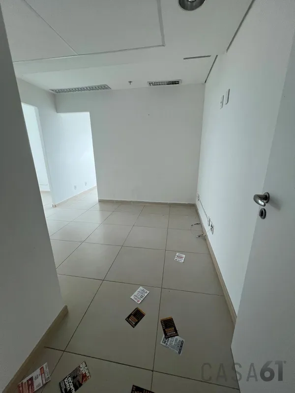 OPORTUNIDADE ÚNICA NO JK SHOPPING - TAGUATINGA NORTEVendo sala comercial no JK S...