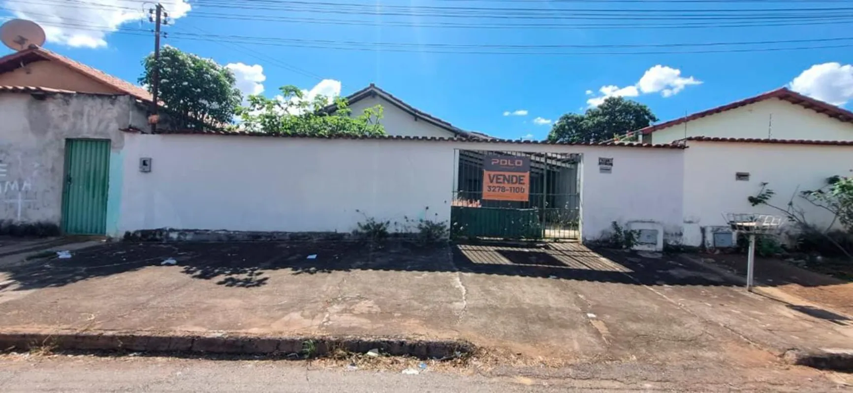 Casa em Ótima Localização no Bairro Hilda – Quintal AmploExcelente oportunidade ...