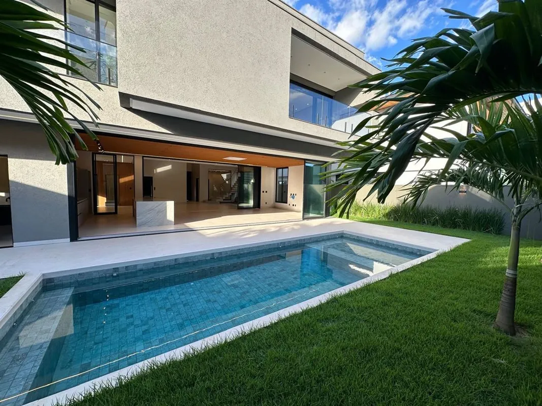 SÃ£o 518mÂ² de Ã¡rea construÃ­da em um terreno de 600mÂ².CaracterÃ­sticas Gerais...
