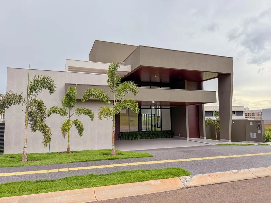 640mÂ² de terreno | 320mÂ² de construÃ§Ã£o4 suÃ­tes plenasSuÃ­te mÃ¡ster com clo...