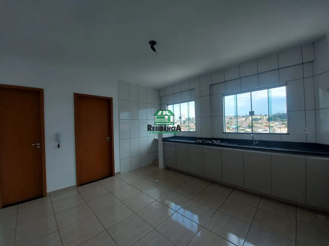 Sala cozinhabanheiroárea de serviçocondomínio aproximado R$180,00não aceita anim...