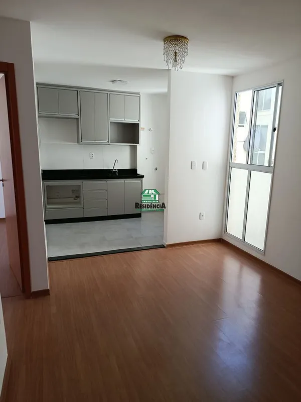  3º andar 2 quartos sala cozinha com armários banheiro armário e box garagem não...