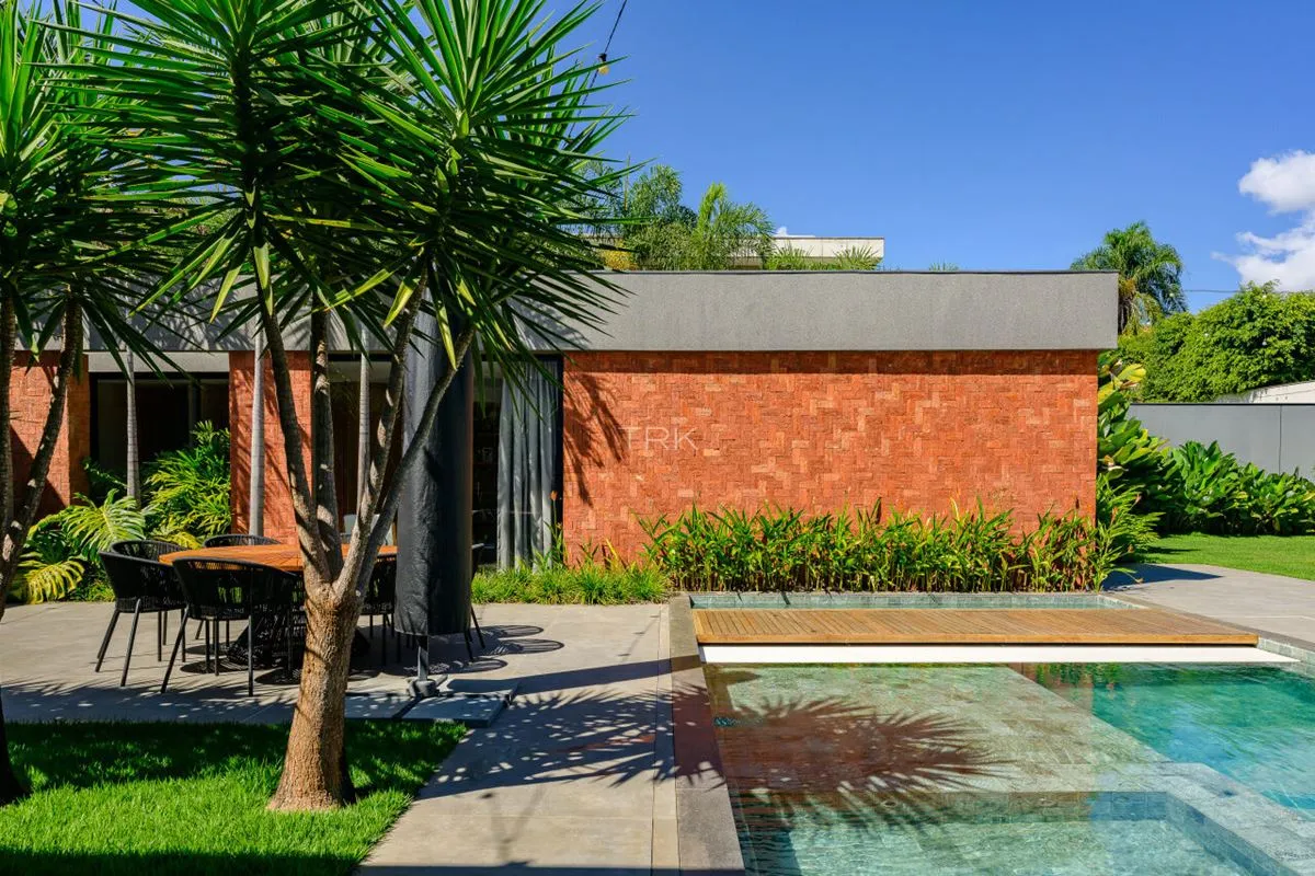 Casa com 5 suítes para locação na SMDB 25, Lago Sul - Brasília.5 experiências in...