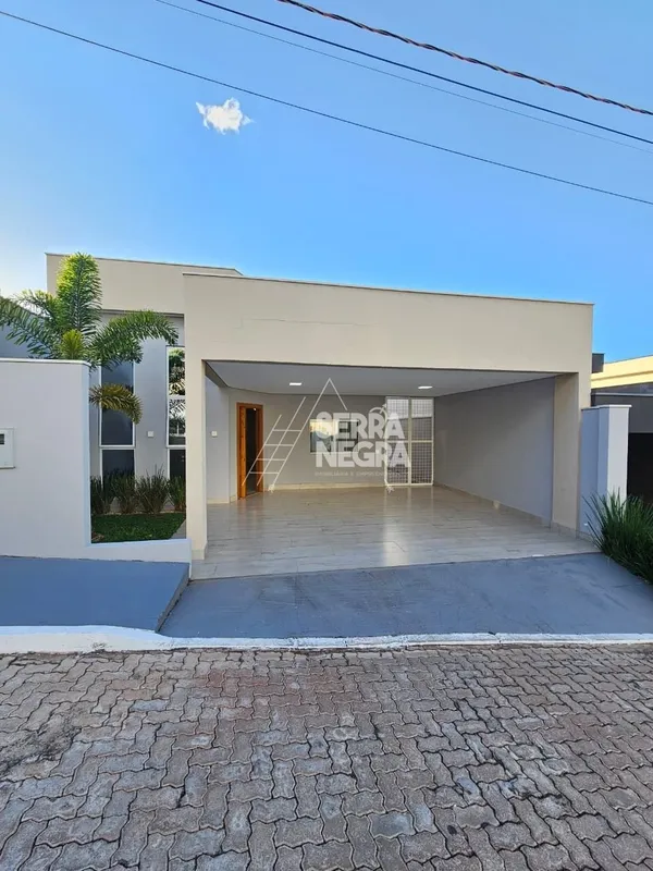 GARANTIAS: TÍTULO DE CAPITALIZAÇÃO OU SEGURO FIANÇAEssa maravilhosa casa fica em...