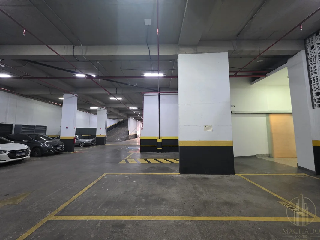 A Machado Imóveis vende excelente vaga de garagem no Térreo.Duo Residence Mall, ...