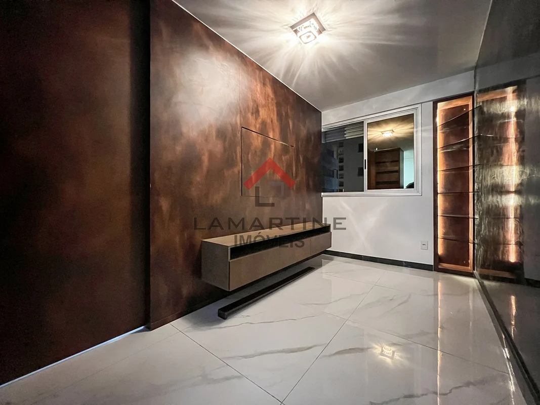 Apartamento sofisticado com reforma de alto padrão, condomínio clube completo e ...