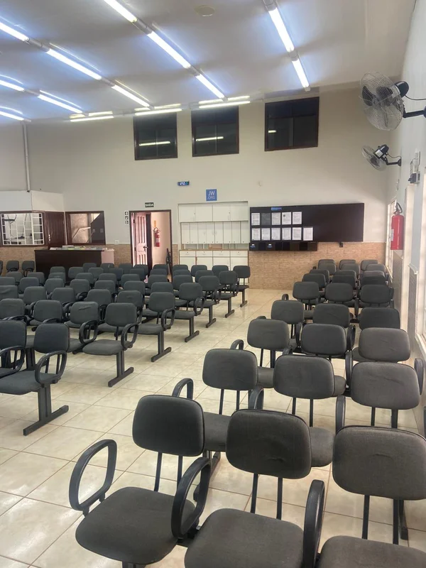 Vendo Excelente imóvel de 288 metros quadrados Valparaíso. Trata-se de um Galpão...