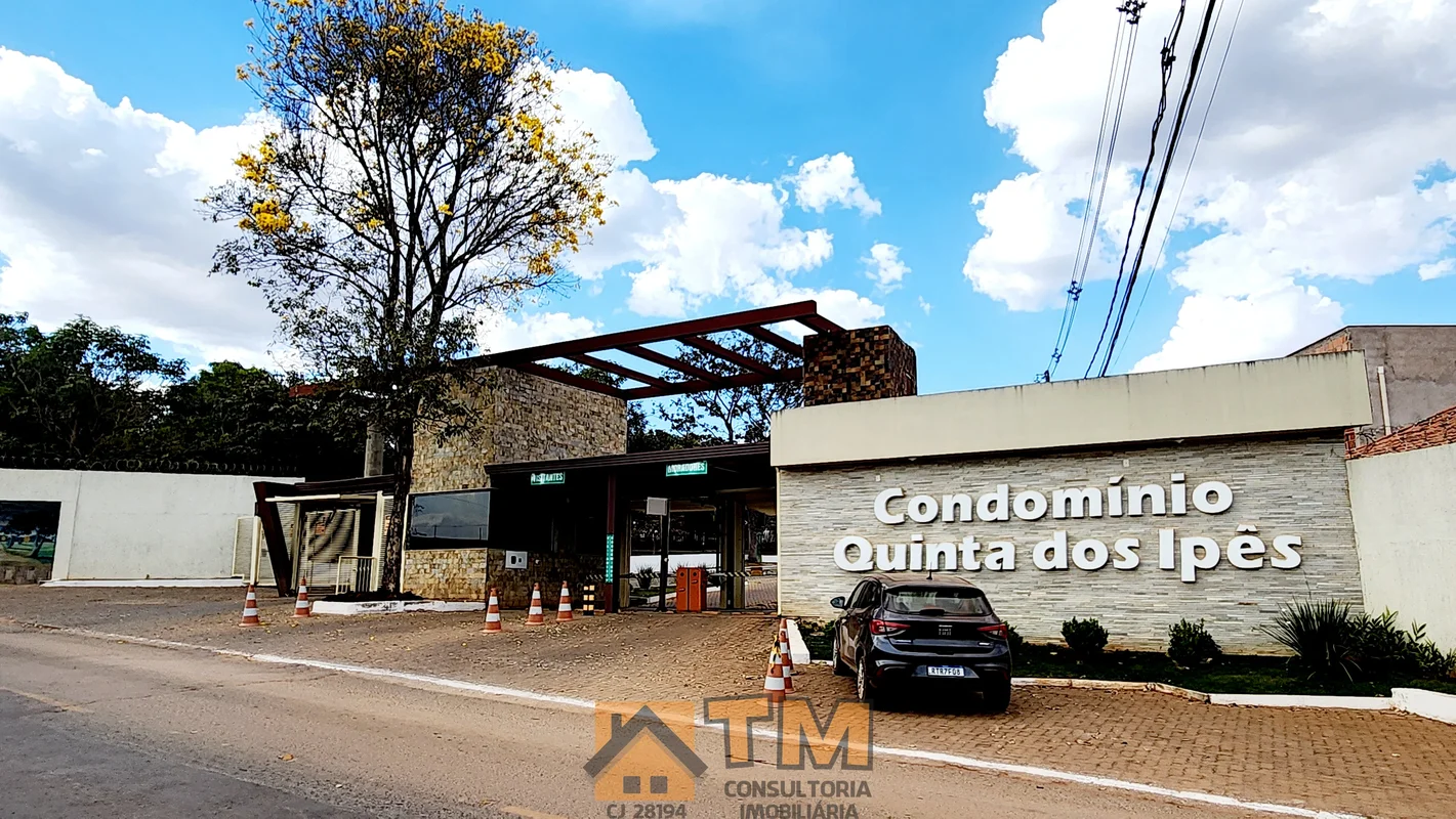 TM CONSULTORIA IMOBILIÁRIAVENDE;EXCELENTE CASA, TODA NA LAJE, COM ESTRUTURA PARA...