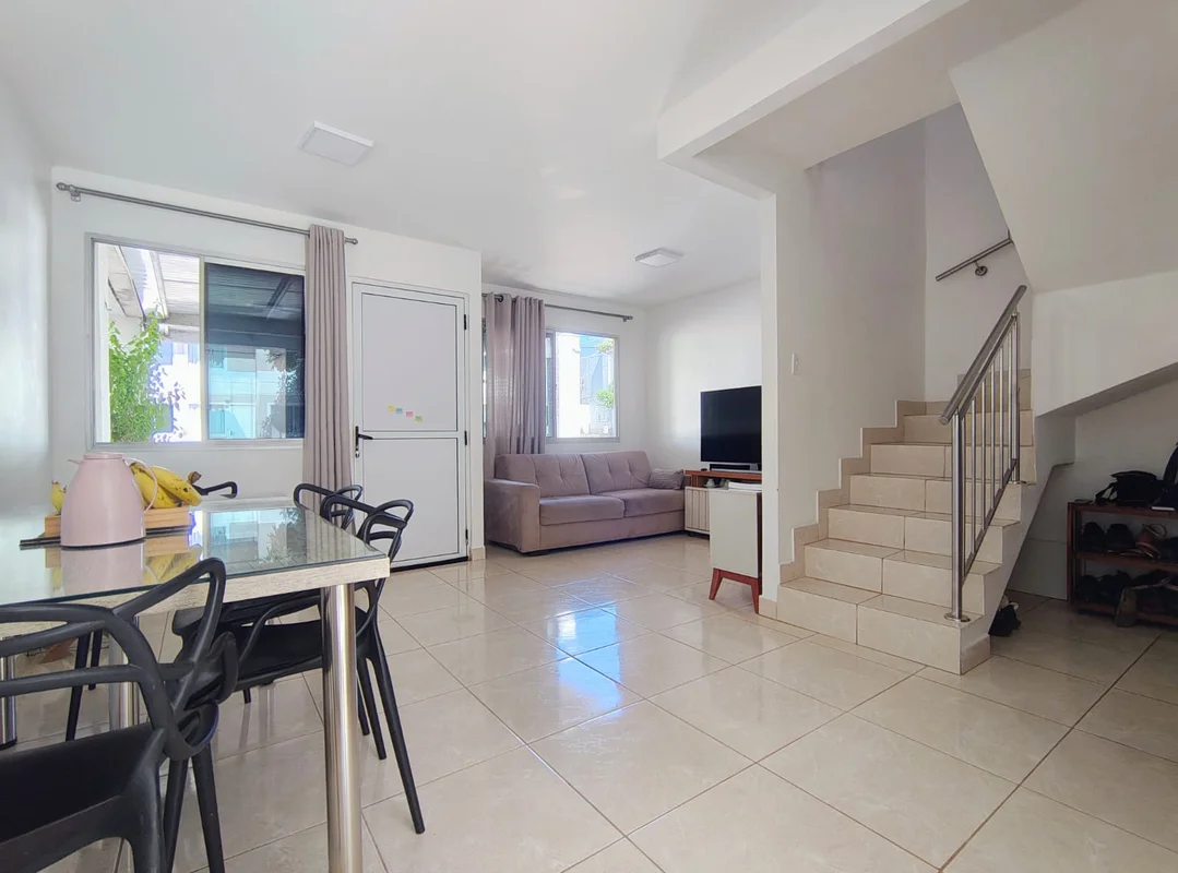 Julisce Alencar Assessoria Imobiliária vende...Oportunidade na Quadra 13 — confo...