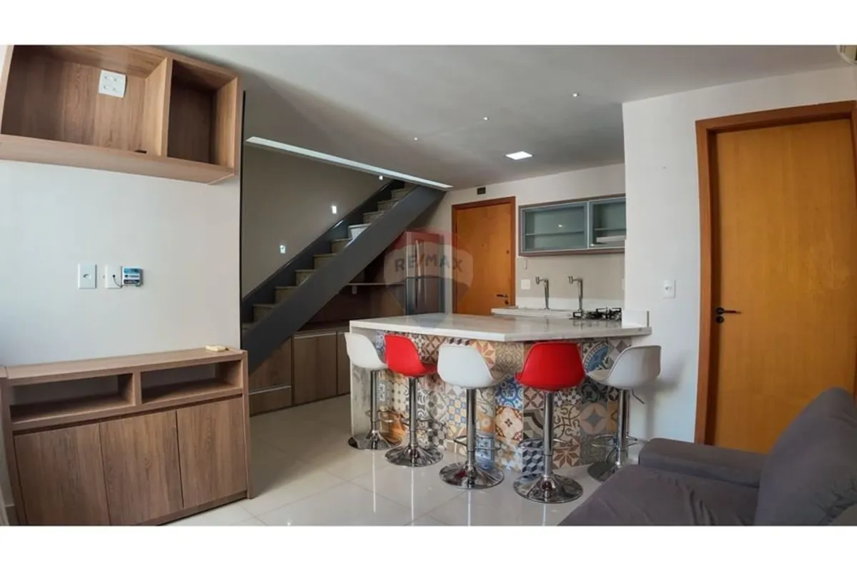 Apresentamos esta belíssima Cobertura Duplex com 60m² de área privativa, totalme...