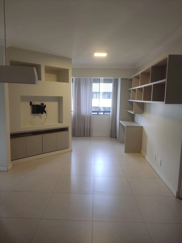 APARTAMENTO REFORMADO, SALA, QUARTOS ARMARIOS, AR CONDICIONADO,COZINHA COM ARMAR...