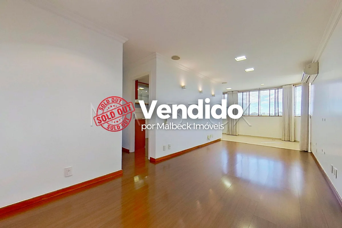 IMÓVEL VENDIDO com EXCLUSIVIDADE POR MALBECK IMÓVEIS:APARTAMENTO COMPOSTO por:- ...